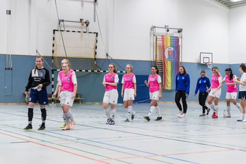 Bild 69 - F Loewinnen Hallen Cup